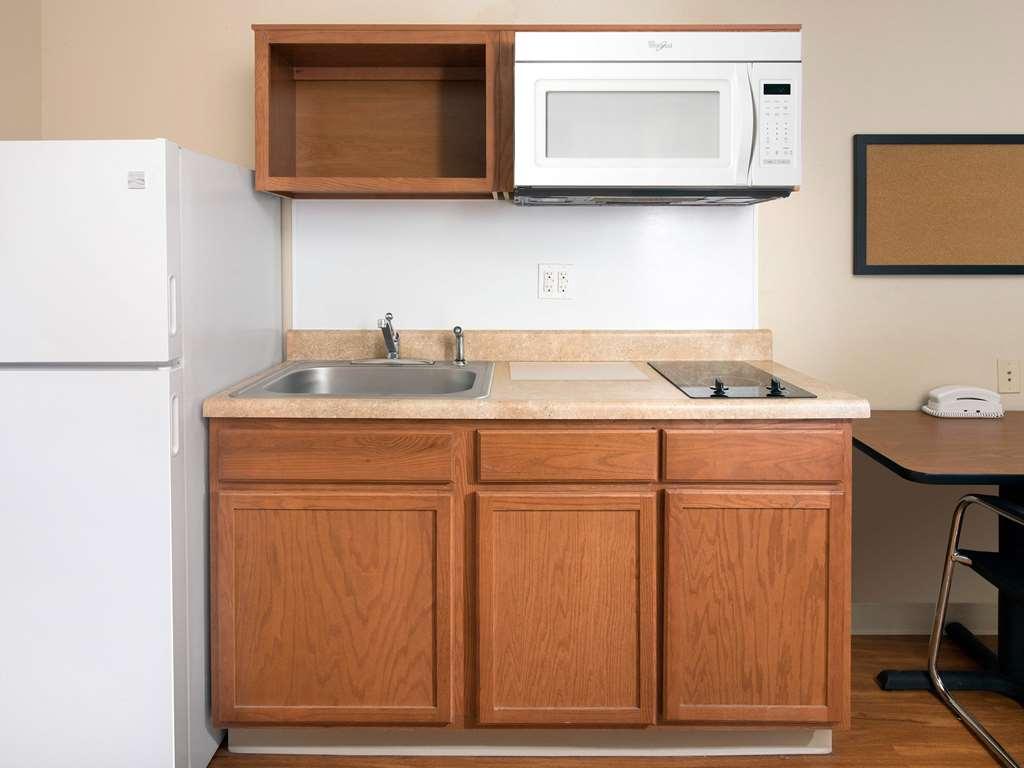 Extended Stay America Select Suites - Fayetteville - West Szoba fotó