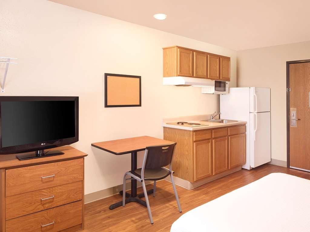 Extended Stay America Select Suites - Fayetteville - West Szoba fotó